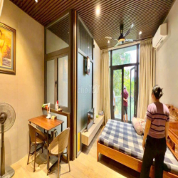 Cho thuê nhà mới tinh ngay siêu thị Aeonmall dt 5*20m