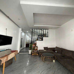 🎆NHÀ 2TẦNG SAU BẾN XE FULL NT💙💚❤️