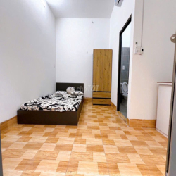 Căn Hộ ban công view trời thoáng full nội thất mới Công Viên Gia Định.