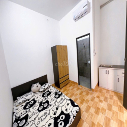 Căn Hộ ban công view trời thoáng full nội thất mới Công Viên Gia Định.