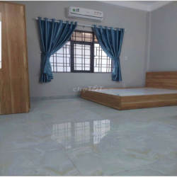 Phòng nội thất Cửa Sổ Trời thoáng sáng cả ngày Lê Văn Sỹ Đặng Văn Ngữ