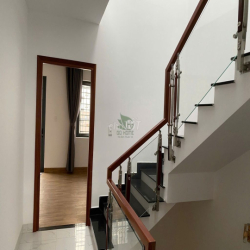 NHÀ 3 TẦNG 4 PHÒNG NGỦ KHU HÀ QUANG 1 GIÁ 18 TRIỆU/ THÁNG