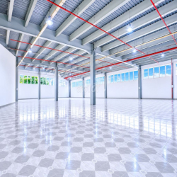 🏢 CHO THUÊ KHO GIÁ RẺ – VỊ TRÍ ĐẮC ĐỊA NGAY CHỢ PHÚ LẠC, QL50