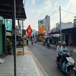 CHO THUÊ NHÀ MẶT TIỀN ĐƯỜNG, 1 TRỆT 2 LẦU, SÂN THƯỢNG. CÓ 3PN,4WC