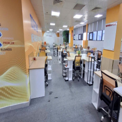 VĂN PHÒNG FULL NỘI THẤT ĐƯỜNG UNG VĂN KHIÊM