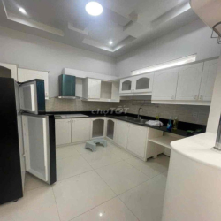 CHO THUÊ BIỆT THỰ MỸ THÁI 1 – PHÚ MỸ HƯNG, QUẬN 7