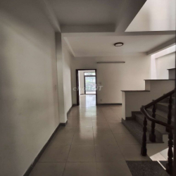 Nhà 4,5x20 Công Viên Thuận Kiều