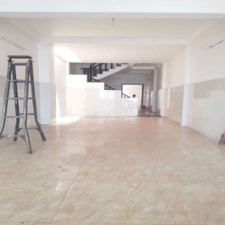 Nhà 4,5x20 Công Viên Thuận Kiều