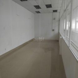 Cho thuê kho xưởng 1600m2 trong KCN Tân Bình, kho đẹp, sản xuất tốt