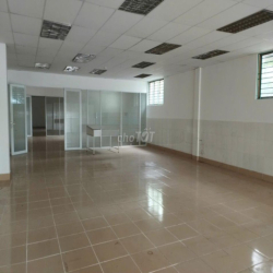 Cho thuê kho xưởng 1600m2 trong KCN Tân Bình, kho đẹp, sản xuất tốt