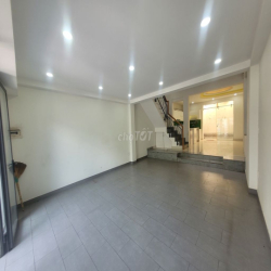 Cho thuê nhà 3 lầu 5x18m, gara gần khu vực Liên Phường, Đỗ Xuân Hợp