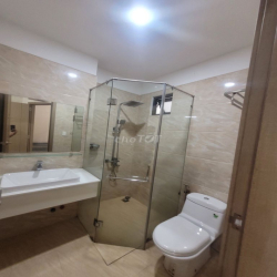 Cho thuê nhà 3 lầu 5x18m, gara gần khu vực Liên Phường, Đỗ Xuân Hợp