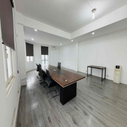 Cho thuê văn phòng 60 - 90m2 ở căn góc Khánh Hội Q.4 giá chỉ 15tr