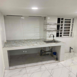 Cho thuê căn hộ Mini , 3 phòng ngủ , gần Công Viên Phần Quang Trung