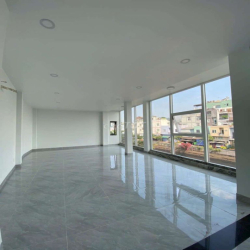 Cho Thuê Toà Nhà Mặt Tiền Phạm Huy Thông  DT: 13x4m 1 trệt 1 lửng 4 l