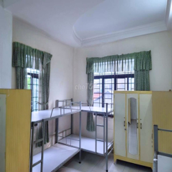 KTX Giá Rẻ Đầy Đủ Tiện Nghi 800k