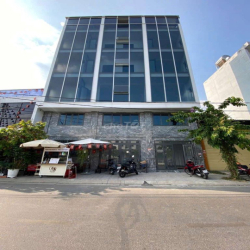 Cho Thuê Toà Nhà Mặt Tiền Phạm Huy Thông  DT: 13x4m 1 trệt 1 lửng 4 l