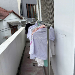 Cho thuê phòng trọ lầu 1 nhà mặt tiền Hoàng Hoa Thám