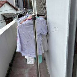 Cho thuê phòng trọ lầu 1 nhà mặt tiền Hoàng Hoa Thám