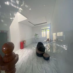 CHO THUÊ NHÀ Ở VÀ KINH DOANH MỚI XÂY 4 PHÒNG KHU VCN PHƯỚC LONG