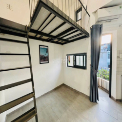 DUPLEX GÁC CAO FULL NỘI THẤT - BAN CÔNG NẰM TẠI GIGAMALL