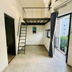 DUPLEX GÁC CAO FULL NỘI THẤT - BAN CÔNG NẰM TẠI GIGAMALL