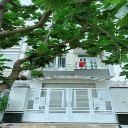 Cho thuê nhà phố KDC 13E INTRESCO xã Bình Hưng TP.HCN giá rẻ