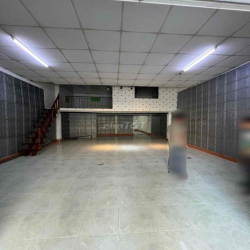 Cần cho thuê nhà hẻm xe tải 6x18m gác lửng 2pn 14tr