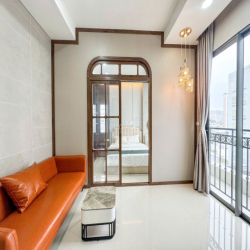 Căn hộ 1PN ban công 40m2 - Võ Văn Tần Q3 gần Nguyễn Thị Minh Khai, Q1