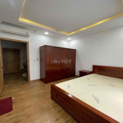 Nhà phố full nội thất cho thuê 15tr/ tháng LH Hương