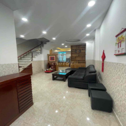 Nhà phố full nội thất cho thuê 15tr/ tháng LH Hương