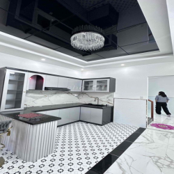 cho thuê nhà mới 100% hậu giang 6m hẻm thông