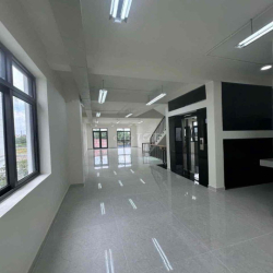 NHÀ PHỐ 5 TẦNG TRỐNG SUỐT MẶT TIỀN KINH DOANH LAKEVIEW CITY THANG MÁY