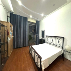 Cho thuê căn hộ Ngọc Lâm 80m-2 ngủ full đồ 7 tr/tháng.