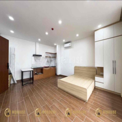 Cho Thuê Căn Hộ Ban Công Siêu Rộng Ngay Ngã Tư Hàng Xanh