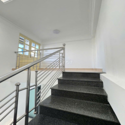 Nhà Nguyên Căn Đường Nguyễn Thị Nhỏ - 3PN 3WC - 5x8m