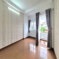 Cho thuê nhà mặt tiền Tô Ký, ngay ngã 4 Nguyễn Văn Quá, Quận12