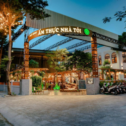 Cho thuê nhà mặt phố tại Cộng Hòa, P12, Tân Bình. DT: 12x20m