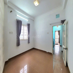 Cho thuê nhà mặt tiền Tô Ký, ngay ngã 4 Nguyễn Văn Quá, Quận12