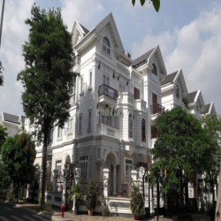 Cho thuê biệt thự Cityland P5 Gò Vấp. Góc 2 mặt tiền DT 9x20 5 Tầng !