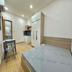 Căn hộ mới xây Lê Văn Lương Full nội thất tiện nghi y hình