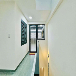 CHO THUÊ NHÀ FULL NỘI THẤT THANG MÁY 5PN 8WC QUANG TRUNG P8