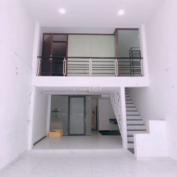 NHÀ MT NHÁNH ĐƯỜNG BÀN CỜ XE TẢI GIAO THÔNG THUẬN TIỆN GIÁP TÂN BÌNH