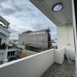 PENTHOUSE SANG XỊN 2PN - NGAY TÂN HƯƠNG - FULL NT BAN CÔNG -FREE 2 XE 