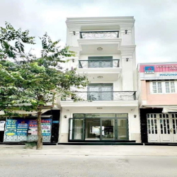 NHÀ MỚI TINH HAI MẶT TIỀN 1 TRỆT 3 LẦU, SÂN THƯỢNG, CÓ 4PN