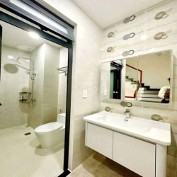 NHÀ MỚI TINH HAI MẶT TIỀN 1 TRỆT 3 LẦU, SÂN THƯỢNG, CÓ 4PN