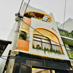 _SIÊU PHẨM NHÀ PHỐ XÂY MỚI 4PN_FULL NỘI THẤT NGAY CHỢ AN NHƠN_