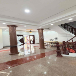 Biệt Thự khu Tên Lửa 12x20,1 Lầu  mới xây