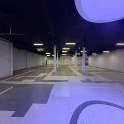 Cho thuê mặt bằng Nguyễn Văn Quá Q12. Diện tích 20x30 có thể chia 1/2