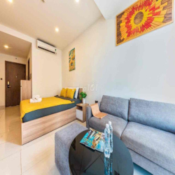Căn hộ studio Saigon Royal đầy đủ nội thất ở liền